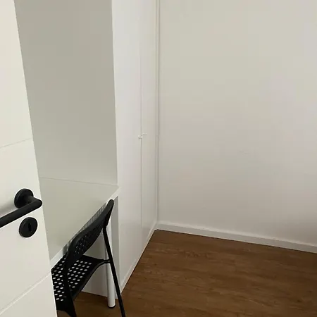 Lylina Ferienwohnung Fuer Familie Paare Monteurenzimmer Wg *