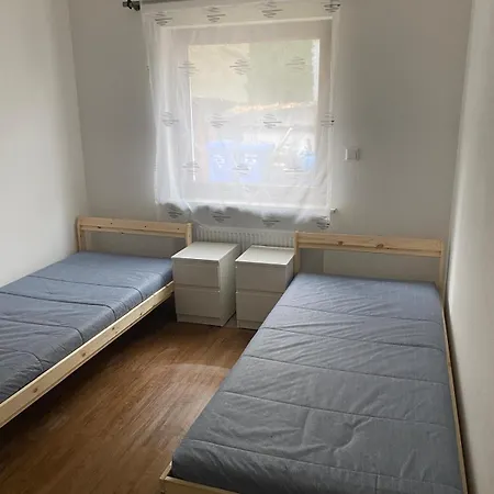 Apartamento Lylina Ferienwohnung Fuer Familie Paare Monteurenzimmer Wg Mutlangen