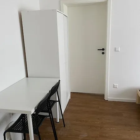 Lylina Ferienwohnung Fuer Familie Paare Monteurenzimmer Wg Apartamento *