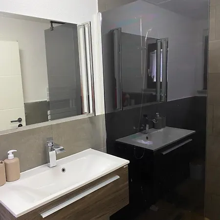 Apartamento Lylina Ferienwohnung Fuer Familie Paare Monteurenzimmer Wg