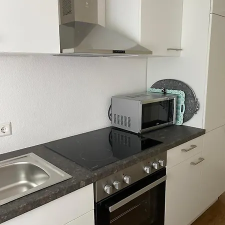Lylina Ferienwohnung Fuer Familie Paare Monteurenzimmer Wg Apartamento *